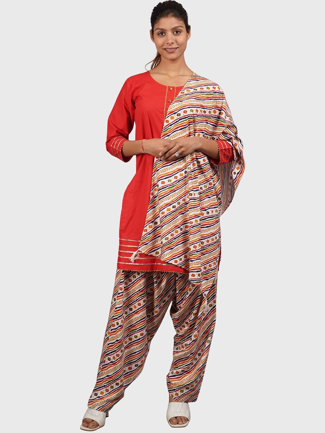 

Trendzmy Women Regular Kurti with Salwar & Dupatta, Red