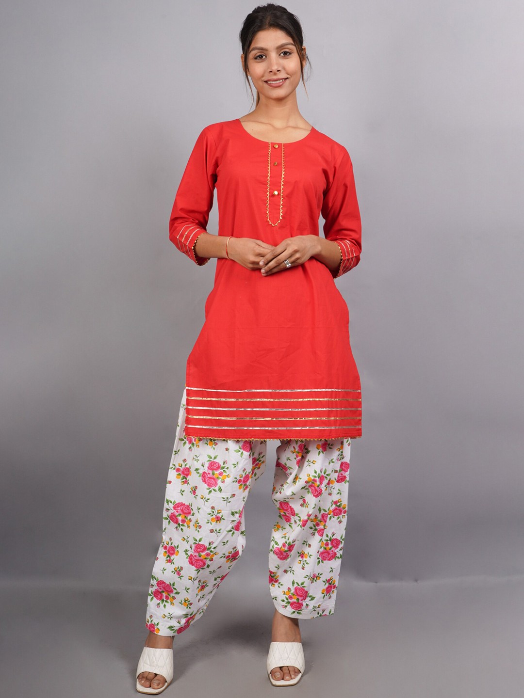 

Trendzmy Floral Printed Pure Cotton Kurta with Salwar & Dupatta, Red