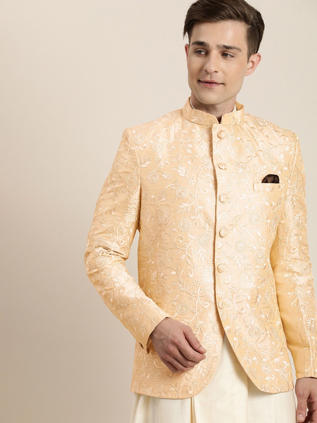 

SHRESTHA BY VASTRAMAY Men Embroidered Slim-Fit Bandhgala Blazer, Cream