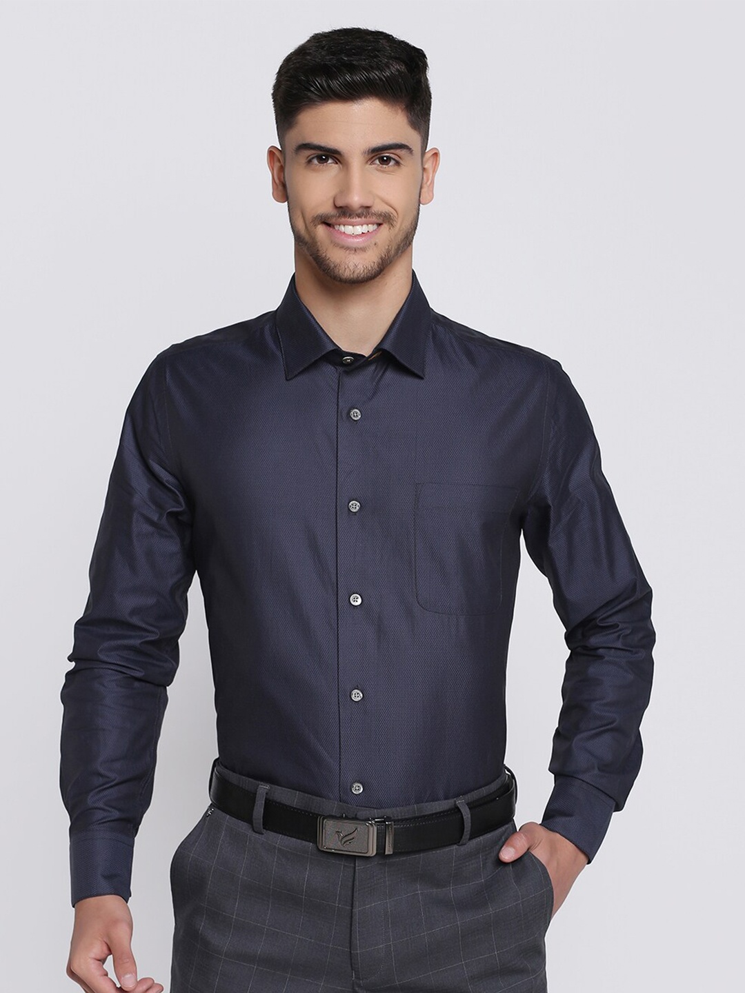 

Blackberrys Men Cotton Slim Fit Formal Shirt, Navy blue