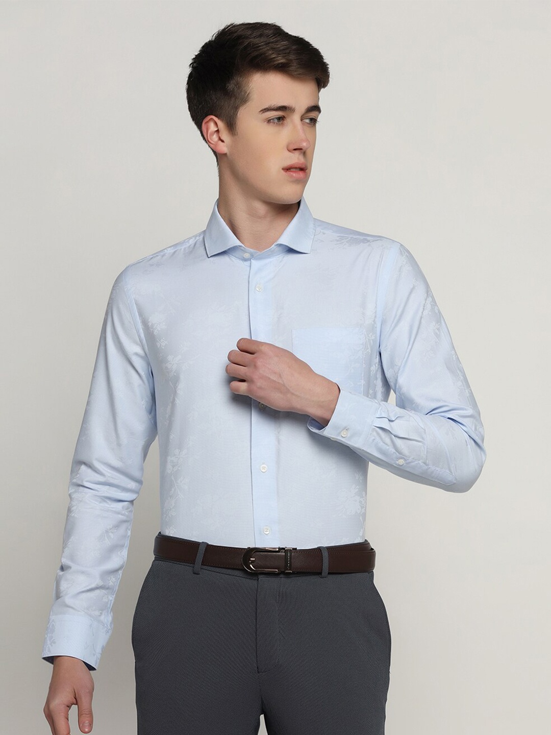 

Blackberrys Men Slim Fit Floral Formal Cotton Shirt, Blue