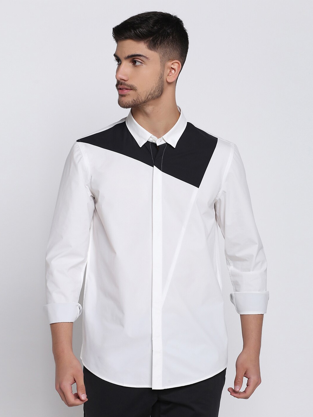 

Blackberrys Men Colourblocked Slim Fit Casual Shirt, White