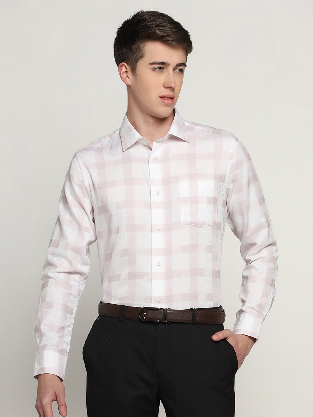 

Blackberrys Men Buffalo Checks Pure Cotton Slim Fit Formal Shirt, Pink