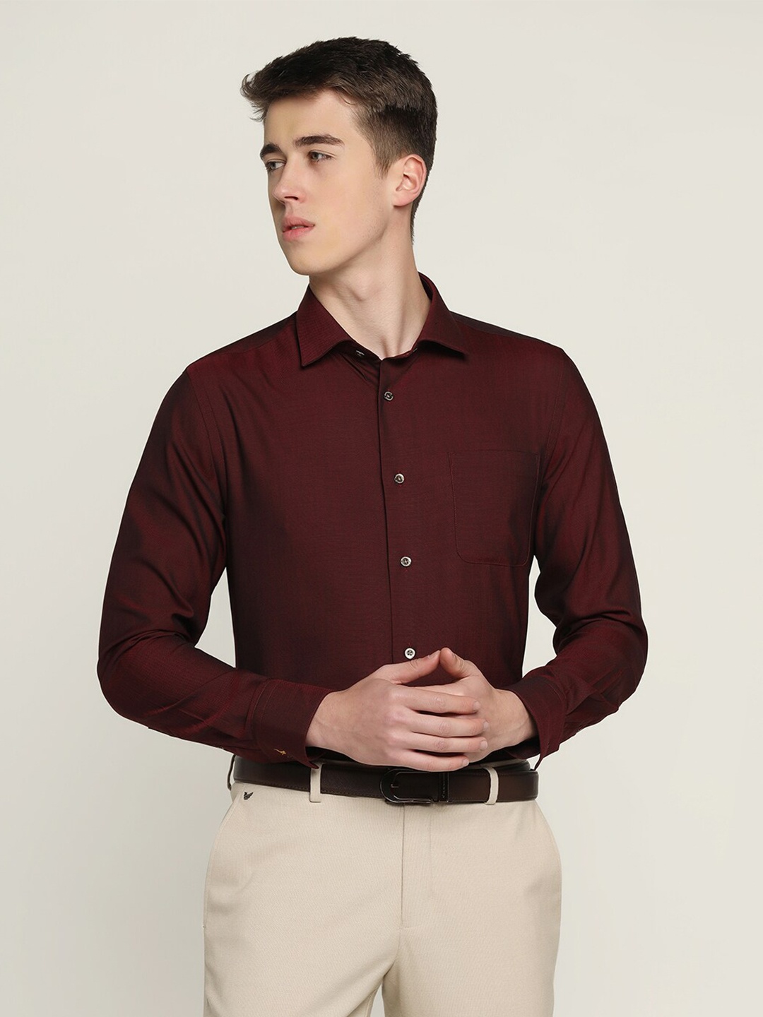 

Blackberrys Men Pure Cotton Slim Fit Formal Shirt, Maroon