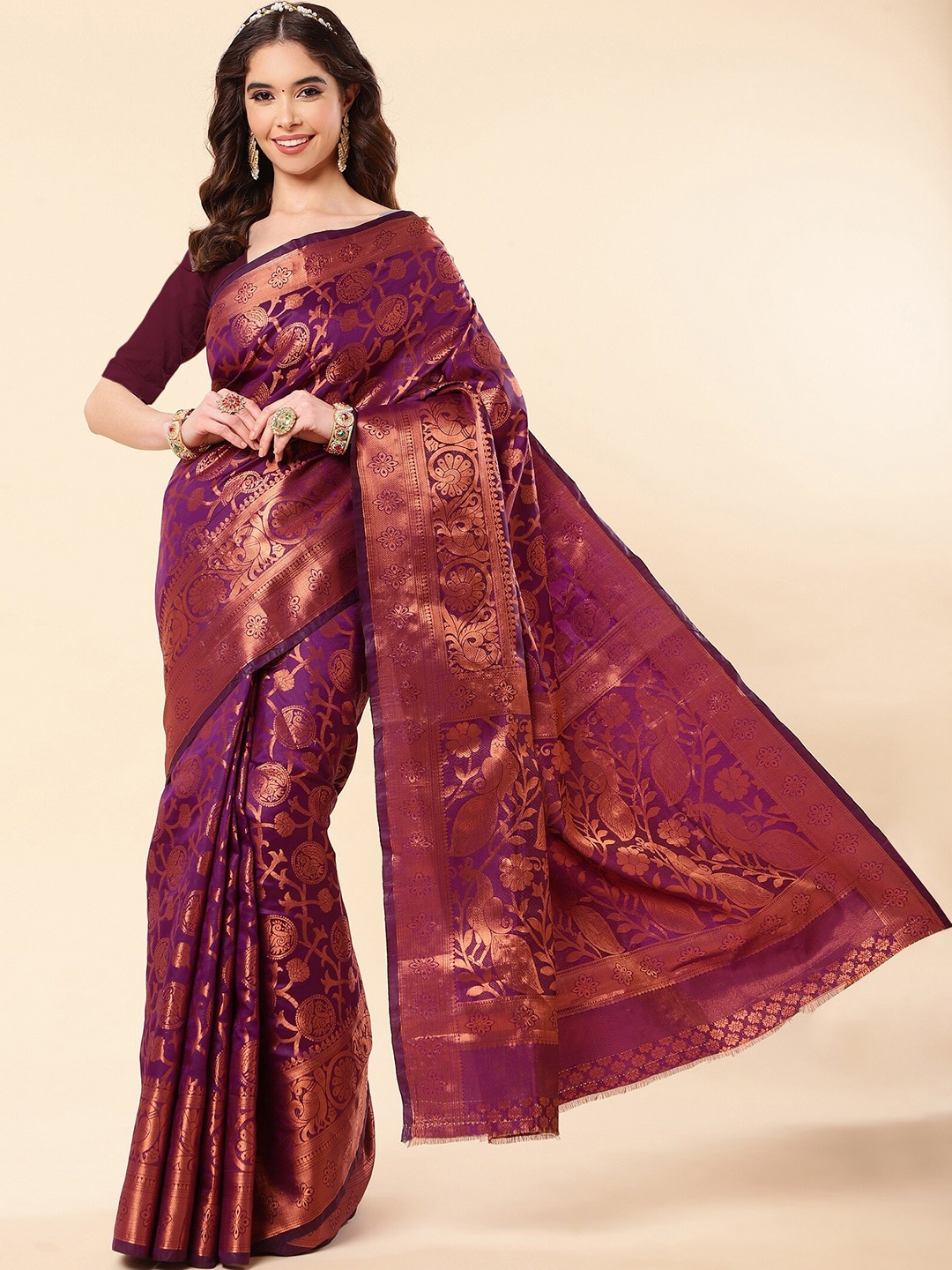 

ZIKARAA Purple & Gold-Toned Woven Design Zari Pure Silk Banarasi Saree