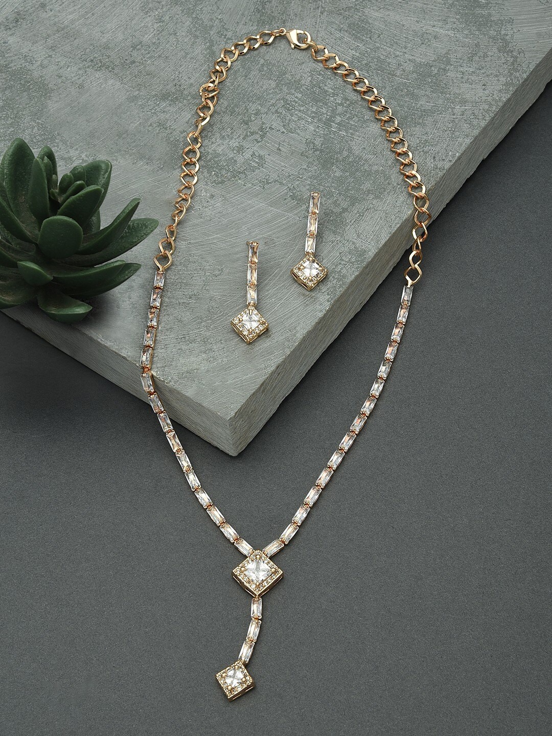 

AMI Rose Gold-Plated Stone Studded Jewellery Set