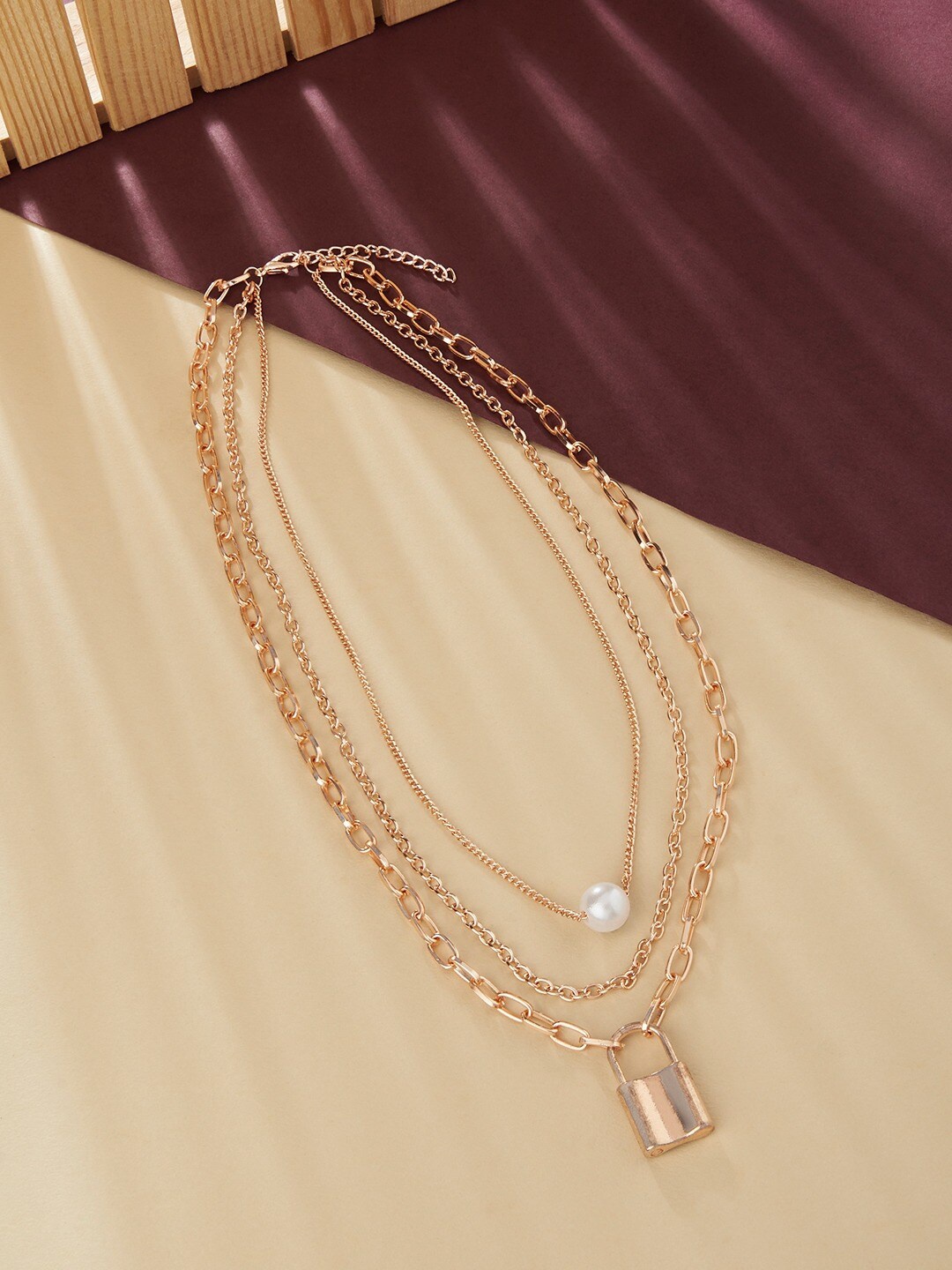 

AMI Rose Rose Gold-Plated 3 Layered Necklace