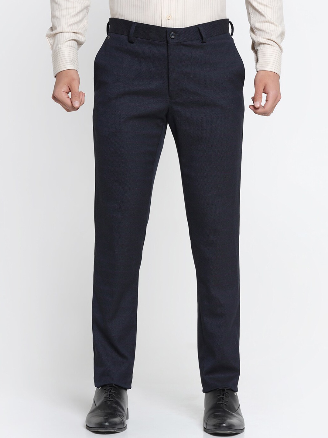 

Blackberrys Men Slim Fit Low-Rise Trousers, Navy blue