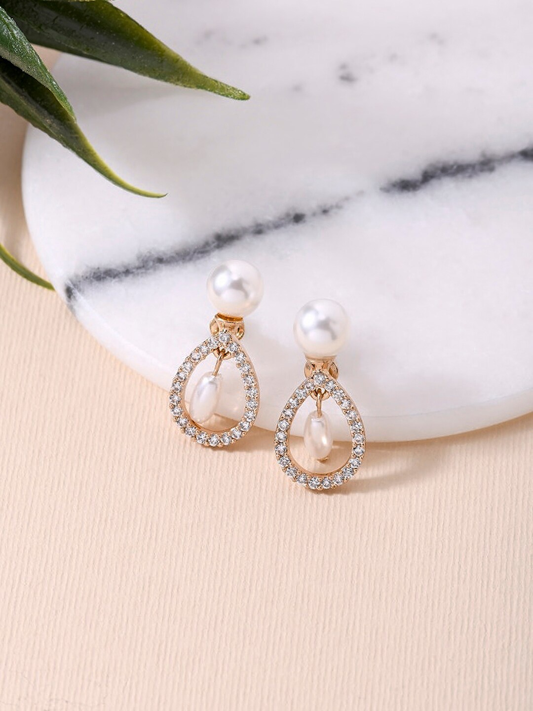 

Lilly & sparkle Gold-Plated Contemporary Drop Earrings