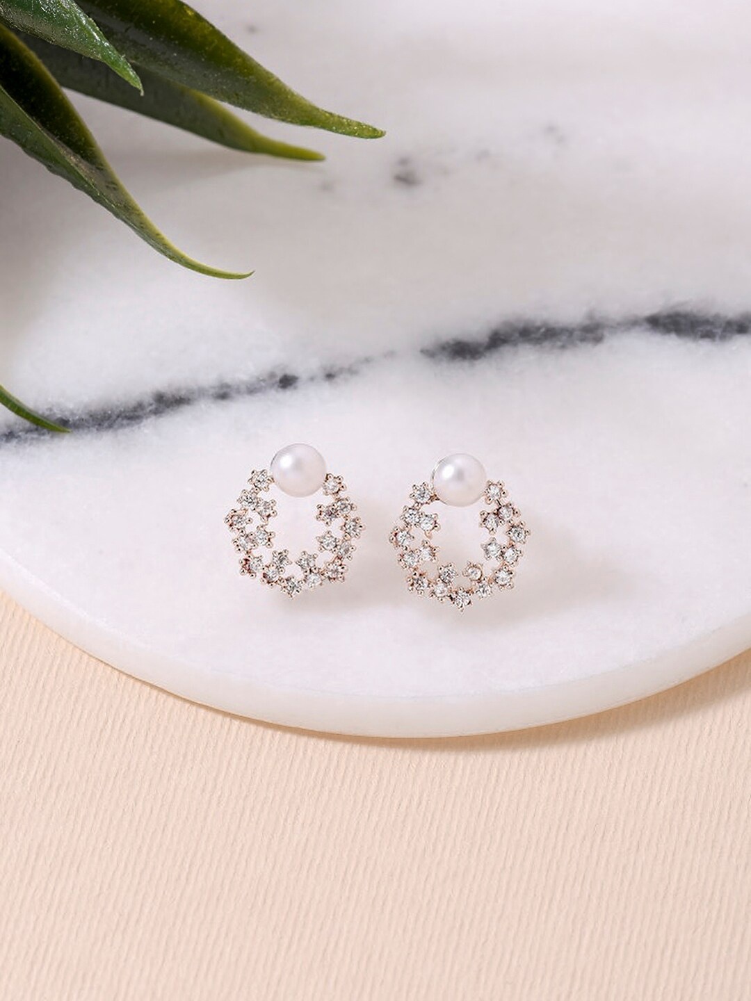 

Lilly & sparkle Rose Gold Plated Contemporary Studs Earrings