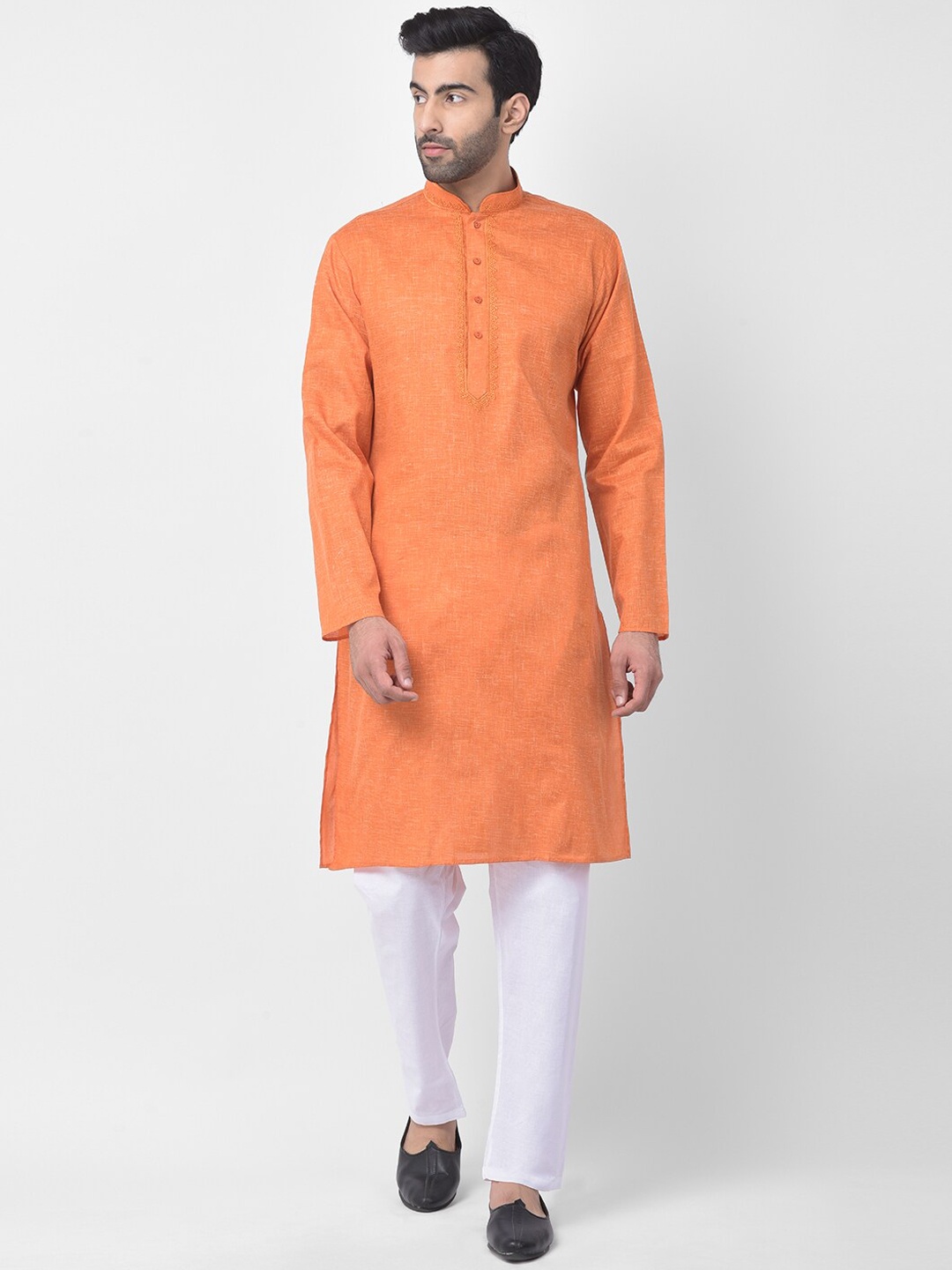 

SG LEMAN Men Thread Work Kurta with Pyjamas, Orange