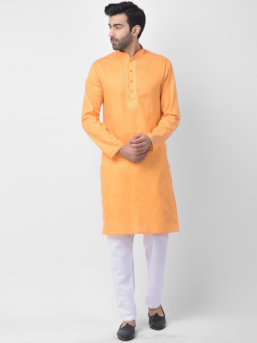 

SG LEMAN Men Thread Work Kurta with Pyjamas, Mustard