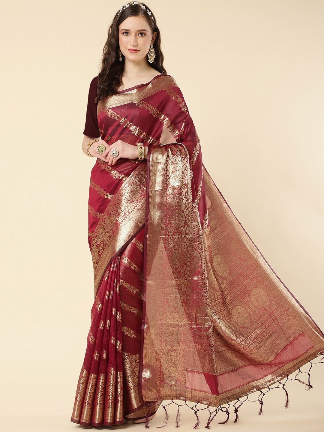 

ZIKARAA Striped Zari Organza Banarasi Saree, Maroon