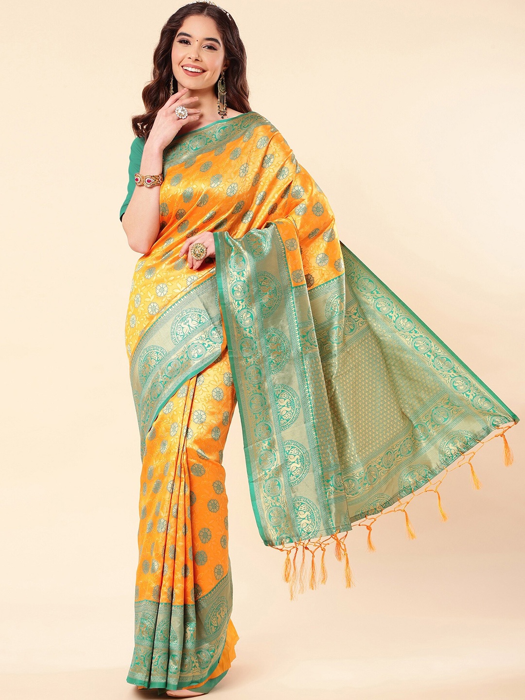 

ZIKARAA Floral Zari Pure Silk Banarasi Saree, Gold