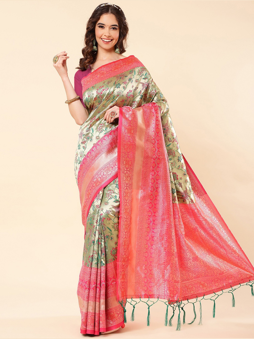 

ZIKARAA Floral Zari Pure Silk Banarasi Saree, Green