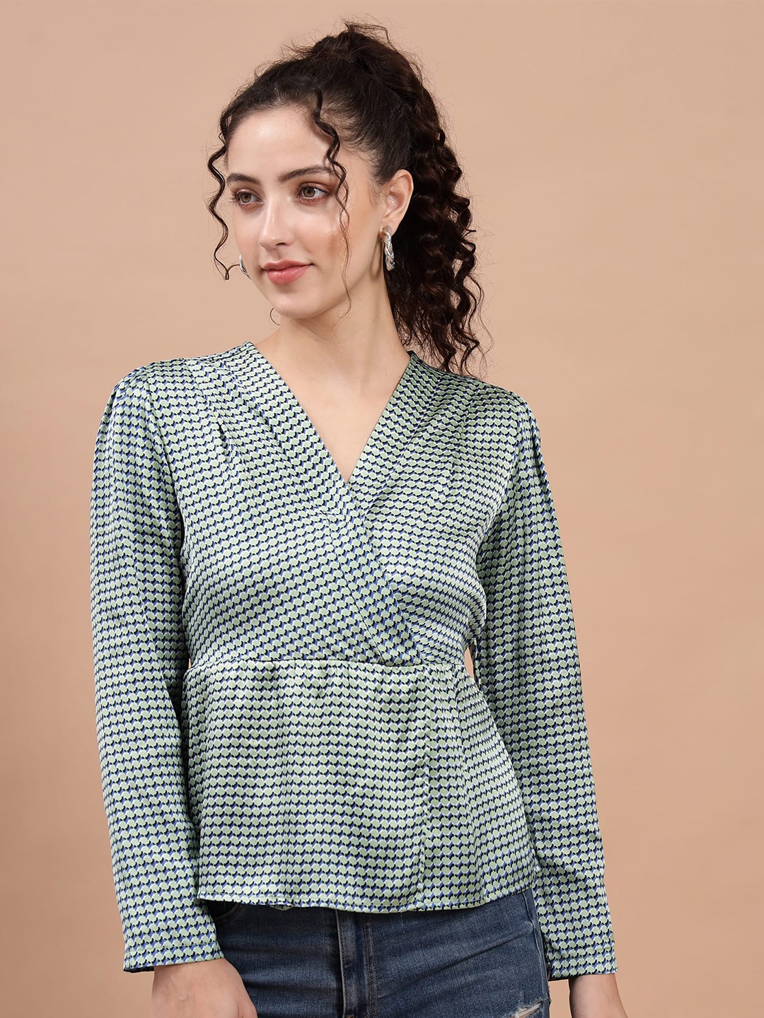 

Beatnik Geometric Printed Cinched Waist Satin Top, Green