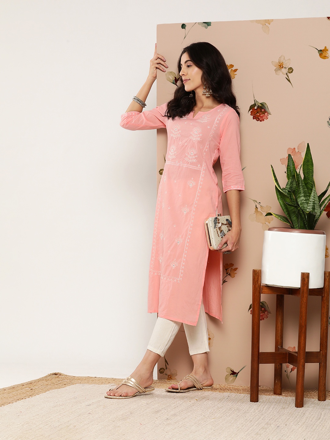 

Juniper Women Ethnic Motifs Embroidered Pastels Straight Kurta, Pink