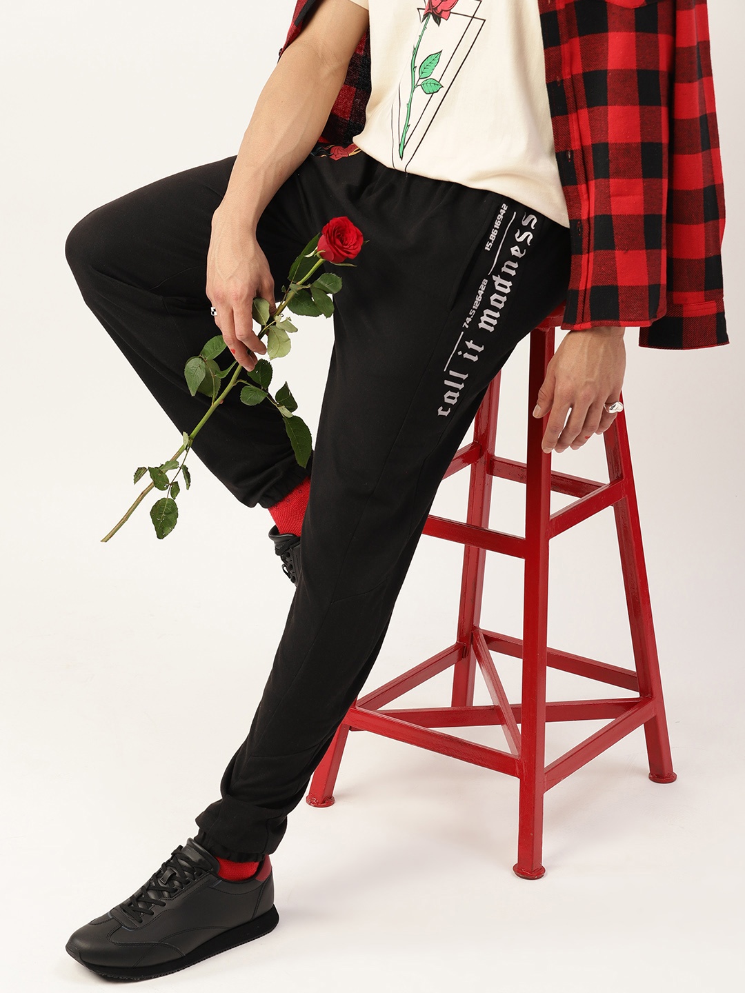 

Kook N Keech Men Graphic Print Valentine Joggers, Black
