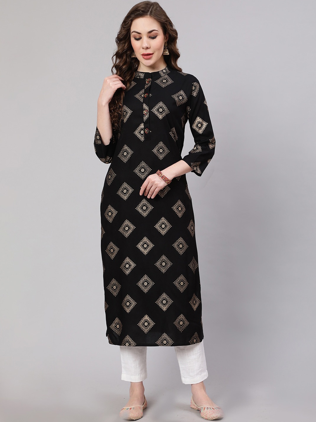 

KALINI Ethnic Motifs Printed Indie Prints Kurta, Black