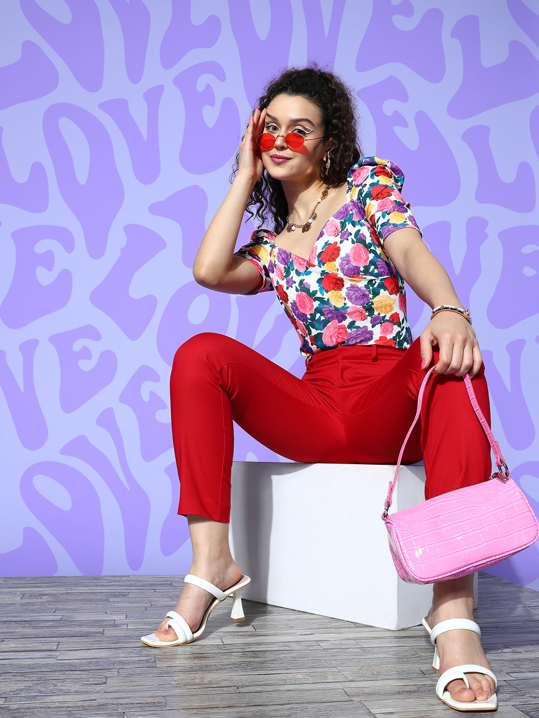 

Berrylush Multicoloured Floral Print Sweetheart Neck Top, Multi