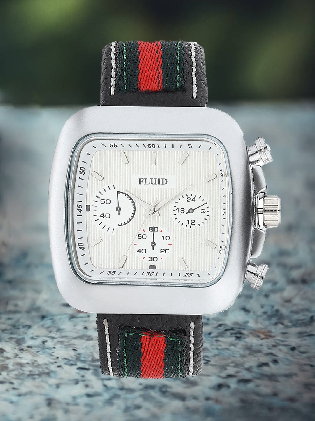 

FLUID Men Leather Straps Analogue Watch, Silver