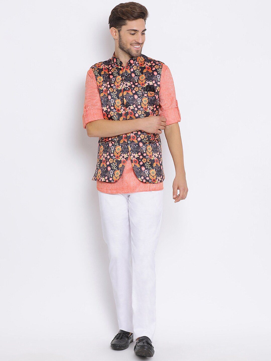 

Hangup Men Printed Kurti with Trousers & Printed Nehru Jacket, Orange