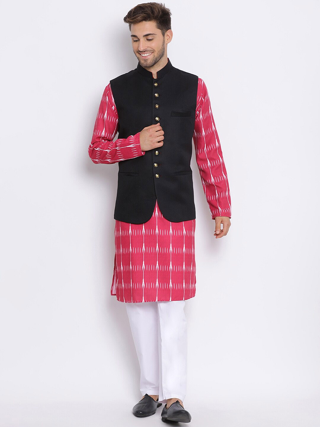 

Hangup Men Printed 3 Piece Kurta with Pyjama & Nehru Jacket, Black