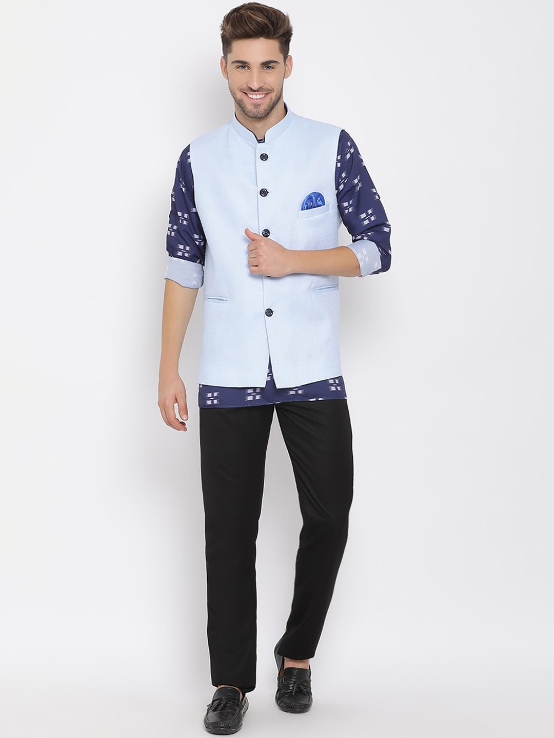 

Hangup Men Printed Linen Kurta with Trousers & Nehru Jacket, Blue
