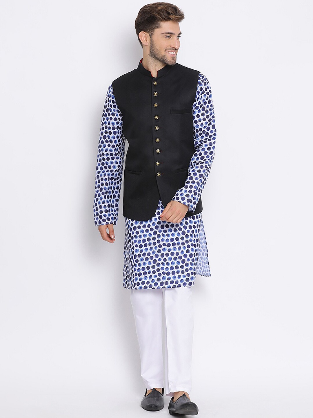 

Hangup Men Black Printed Kurta with Pyjamas