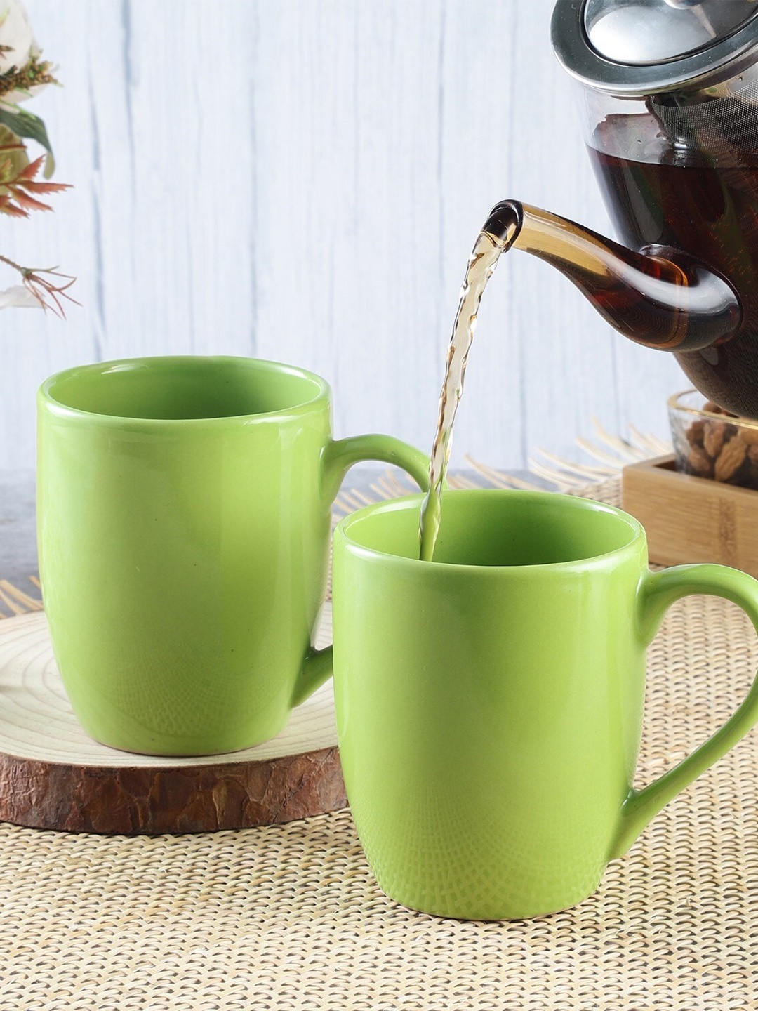 

The Decor Mart Modern Set of 2 Green Ceramic Glossy Mugs 330 ml