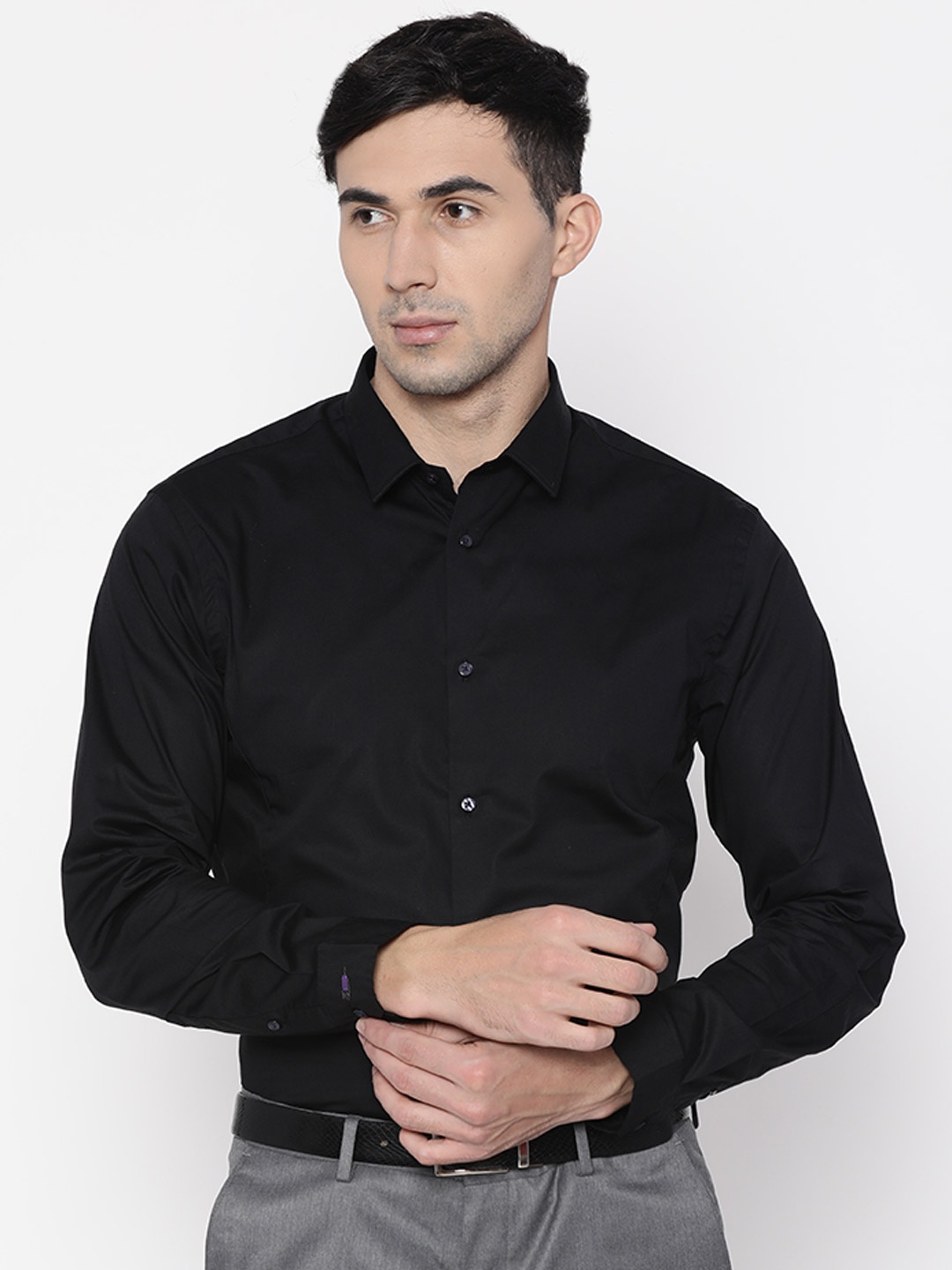 

Arrow New York Men Black Snug Slim Fit Solid Formal Shirt