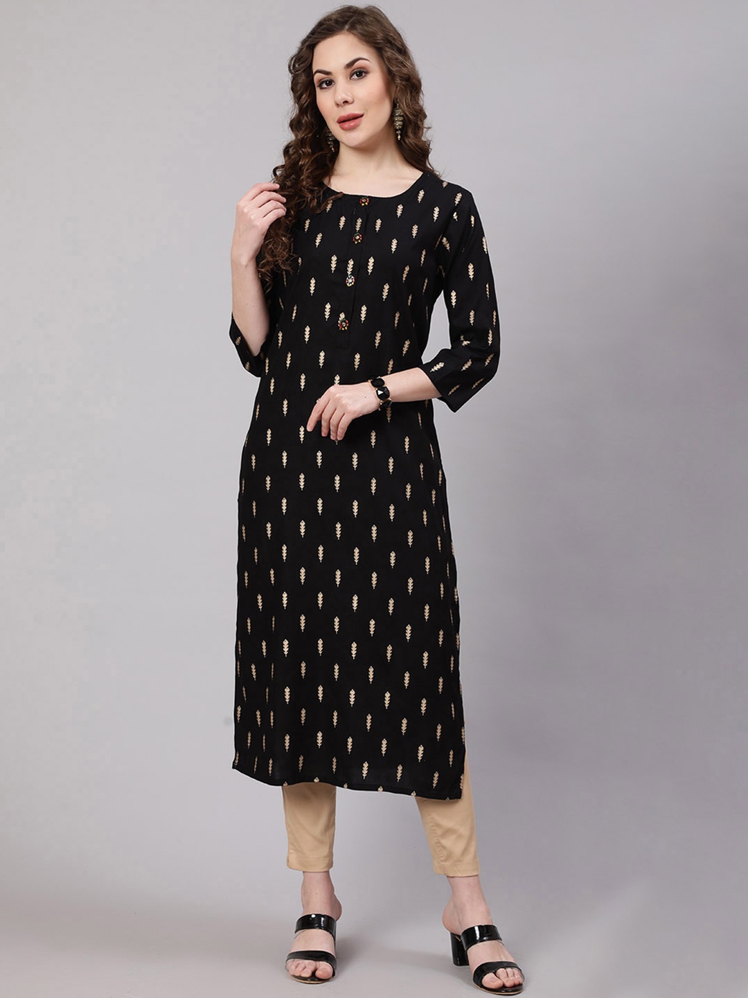 

Nehamta Women Ethnic Motifs Printed Kurta, Black