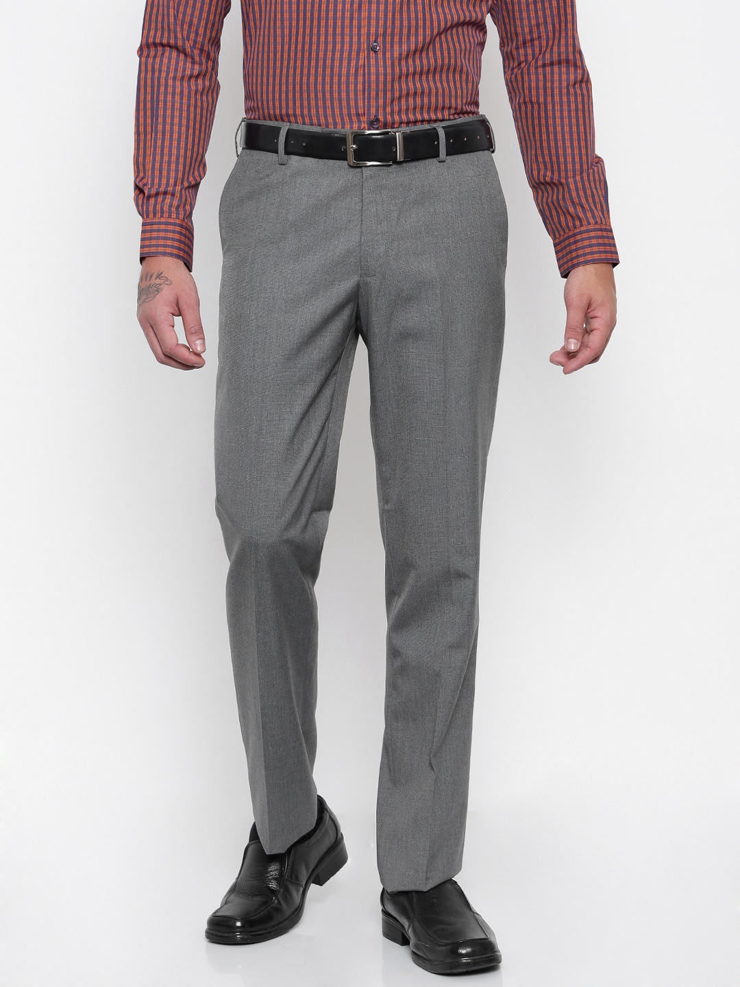 

Arrow Men Grey Smart Fit Autoflex Regular Fit Solid Formal Trousers
