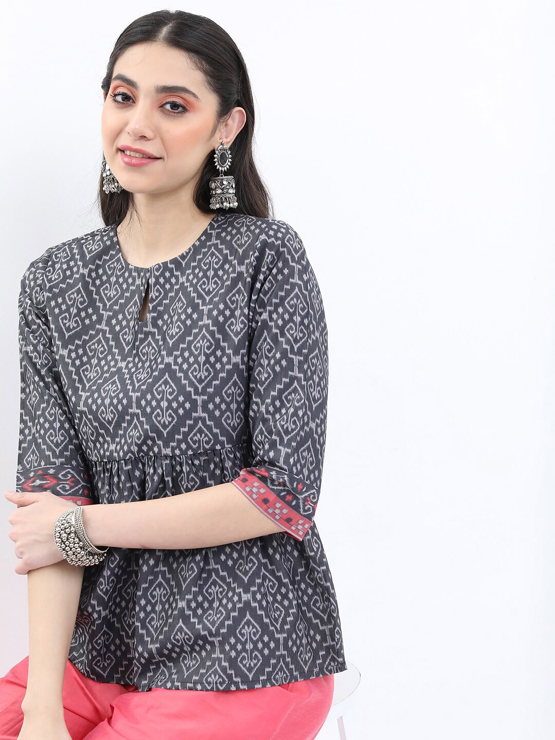 

Vishudh Ethnic Motifs Printed Keyhole Neck Top, Grey