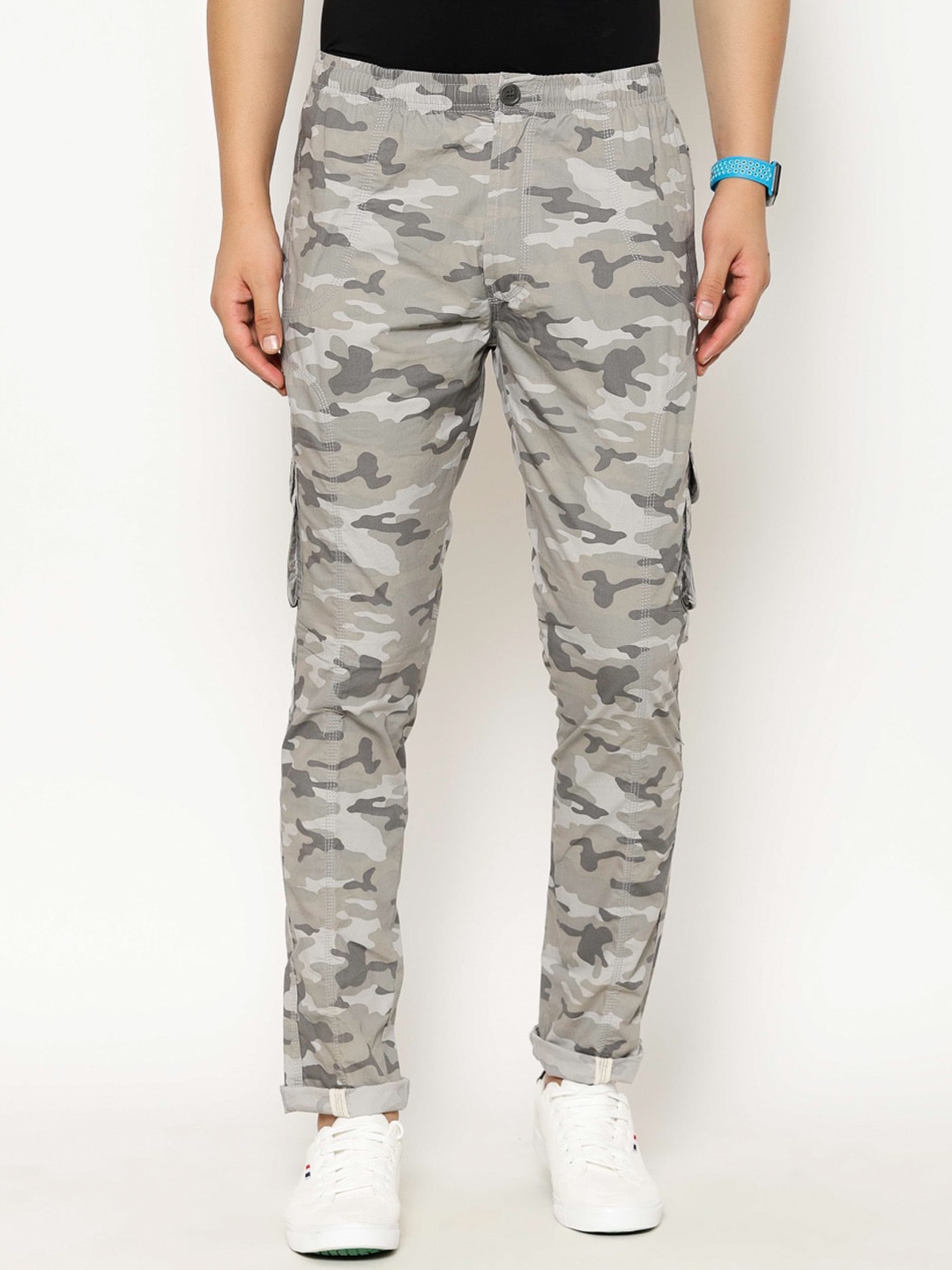 

SAPPER Men Camouflage Printed Cotton Cargos Trousers, Grey