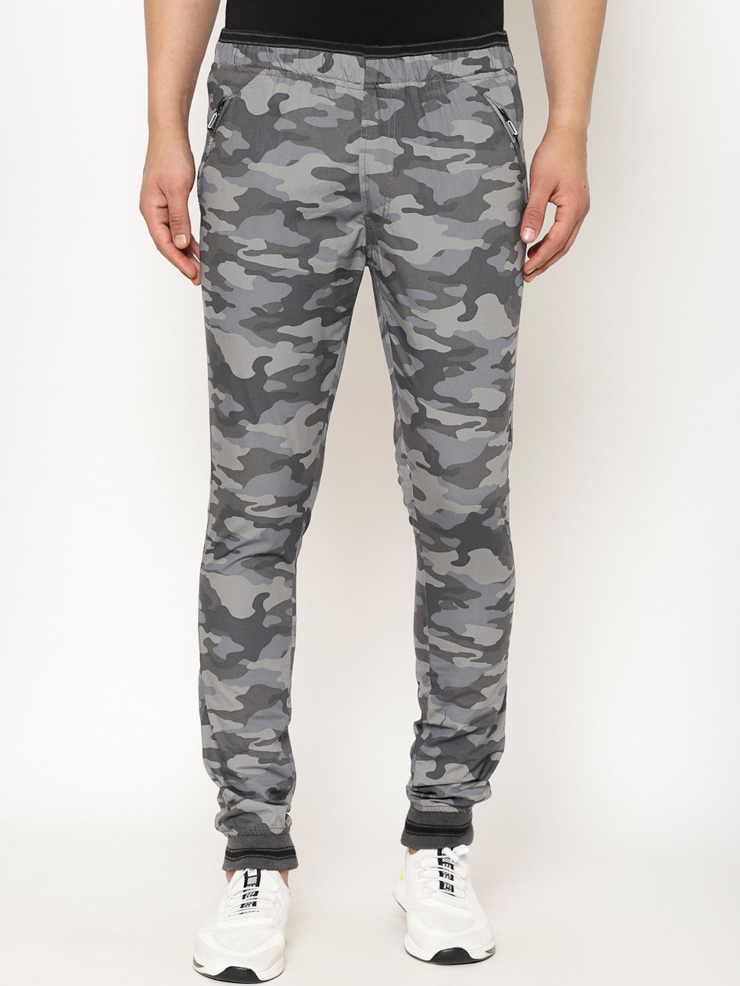 

SAPPER Men Blue Camouflage Printed Slim Fit Cotton Joggers