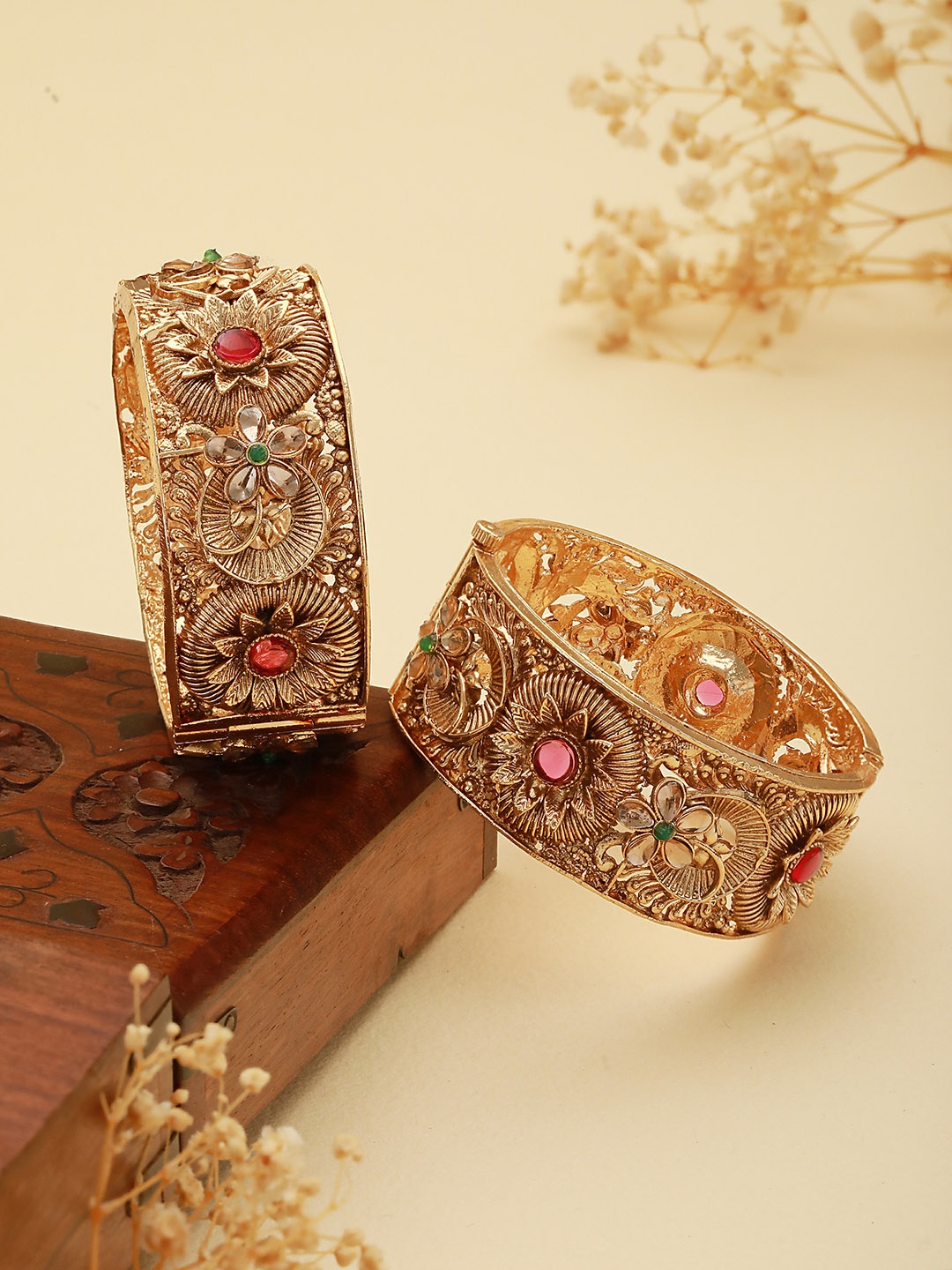 

Saraf RS Jewellery Set Of 2 Gold-Plated Stone Studded Floral Bangles