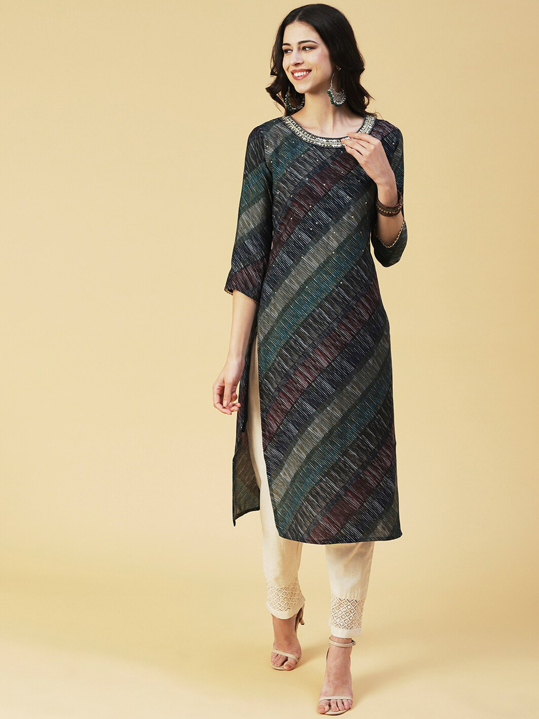 

FASHOR Women Woven Design Gotta Patti Kurta, Green