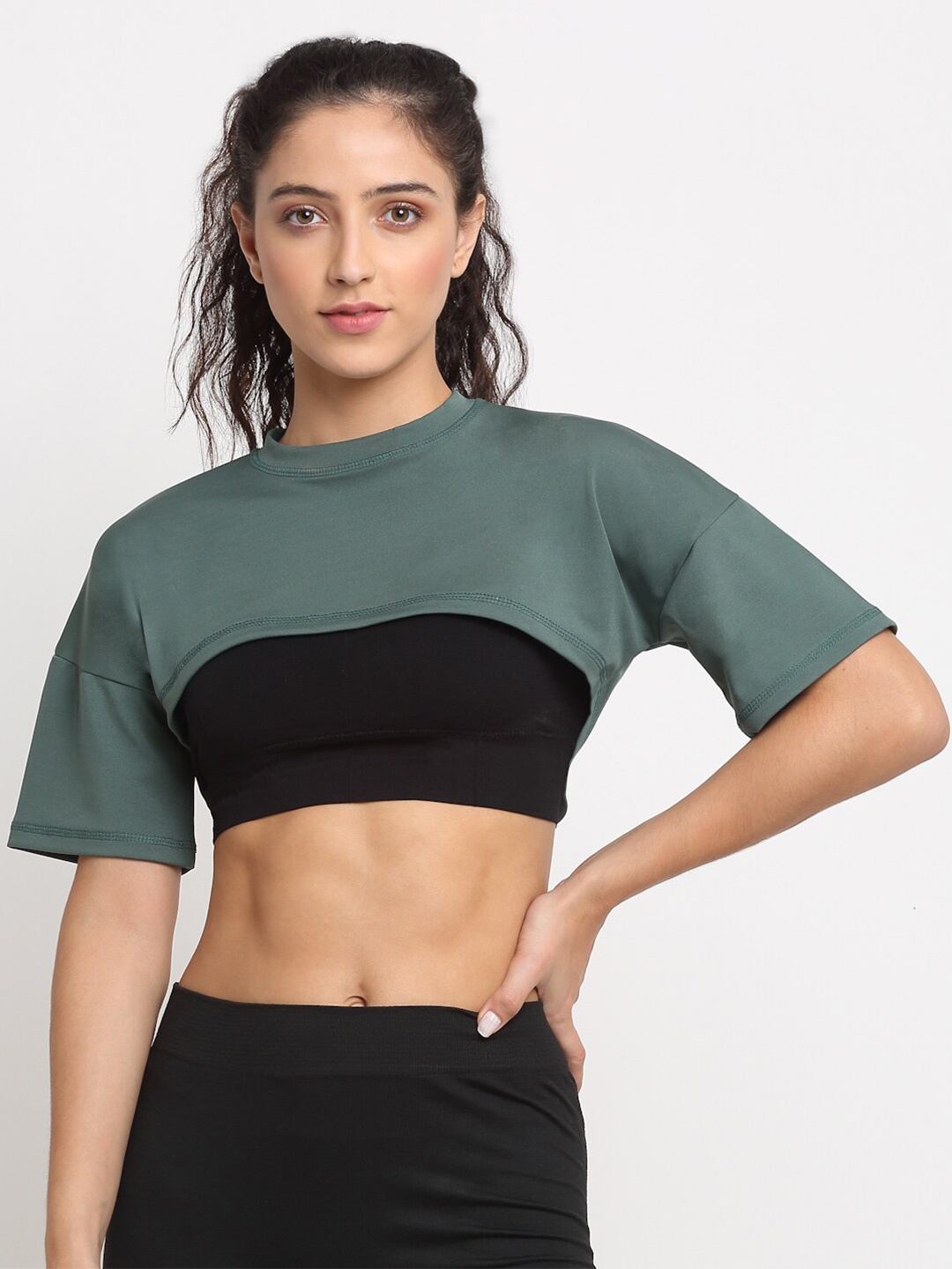 

EVERDION Women Crop T-shirt, Green