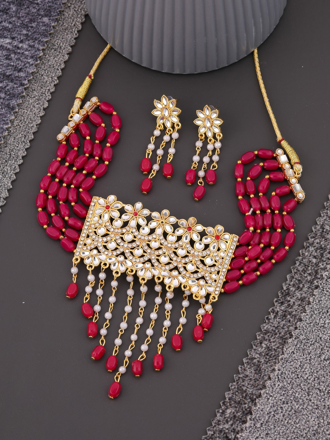 

Vita Bella Gold-Plated Kundan Studded & Beaded Meenakari Jewellery Set