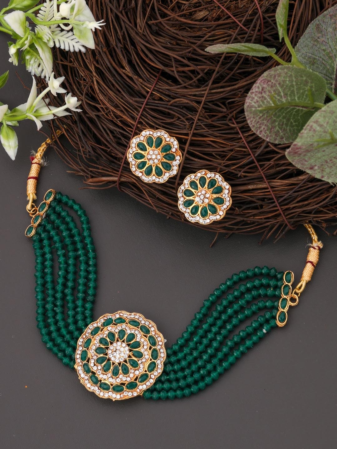 

Vita Bella Gold-Plated Kundan Studded & Beaded Jewellery Set, Green