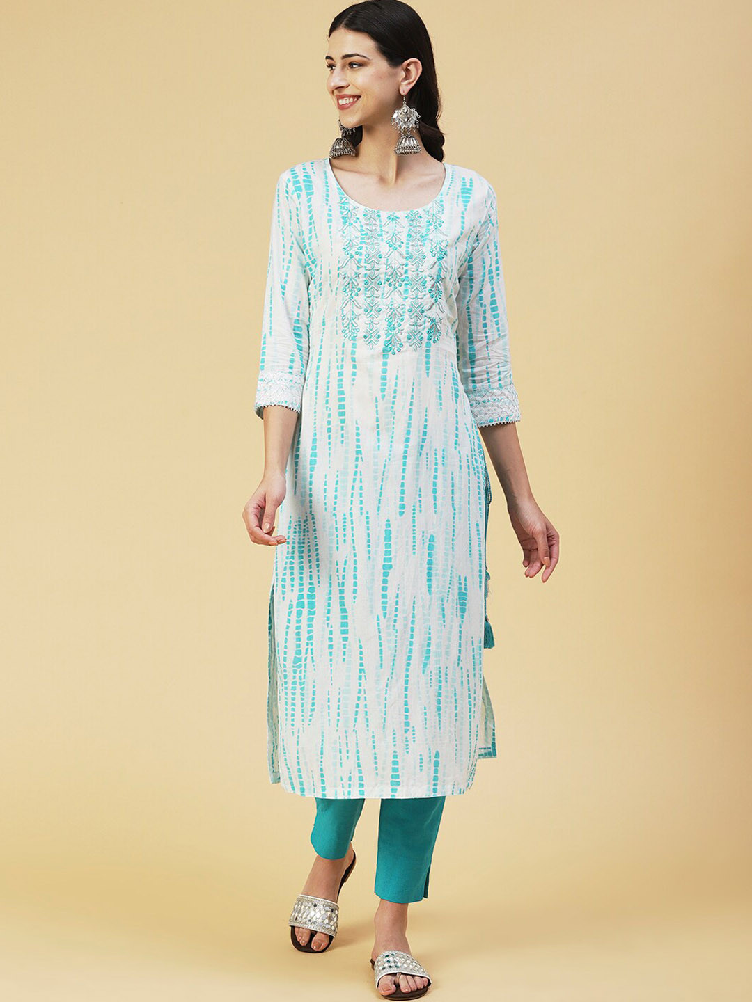 

FASHOR Embroidered Flared Sleeves Thread Work Pure Cotton Kurta, Turquoise blue