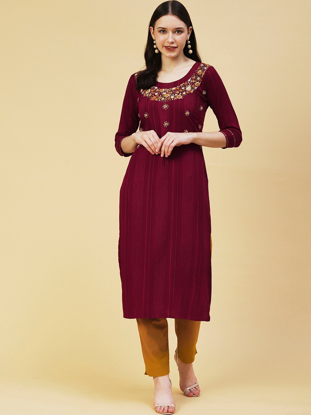 

FASHOR Women Ethnic Motifs Yoke Design Thread Work Floral Kurta, Maroon