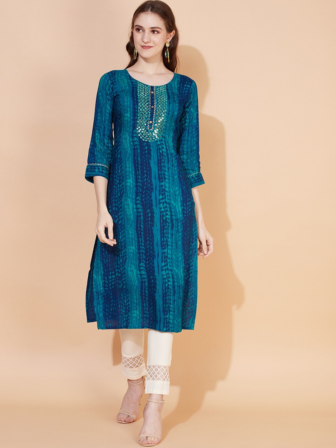 

FASHOR Women Dyed Thread Work Indigo Kurta, Blue