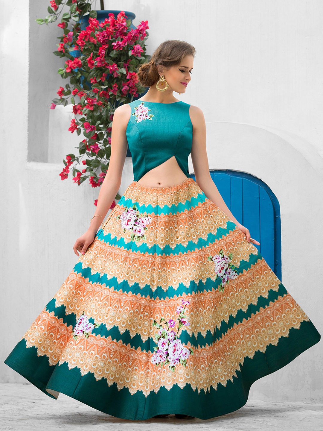 

SAPTRANGI Floral Printed Flared Lehenga Choli, Blue