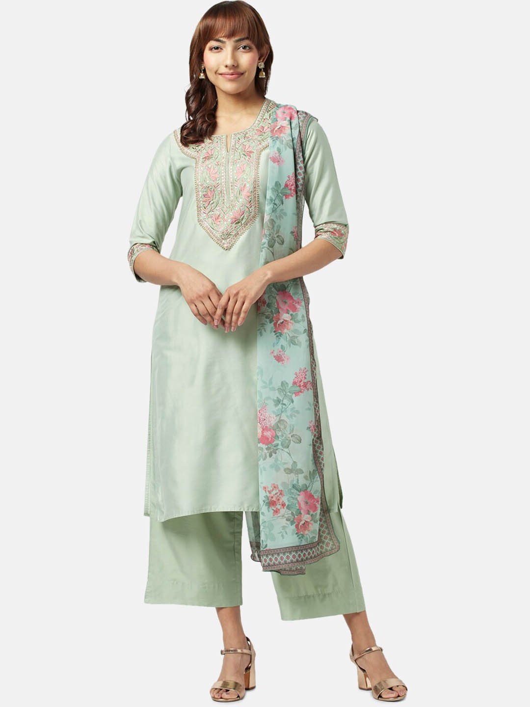 

RANGMANCH BY PANTALOONS Embroidered Thread Work Kurta with Trousers & Dupatta, Sea green