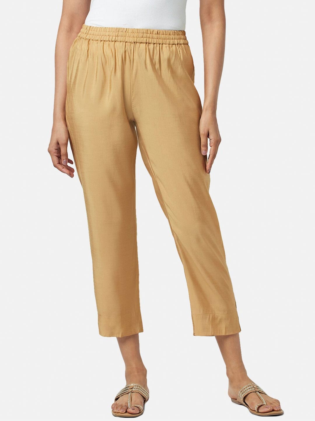 

RANGMANCH BY PANTALOONS Women Mid-Rise Cropped Trousers, Gold