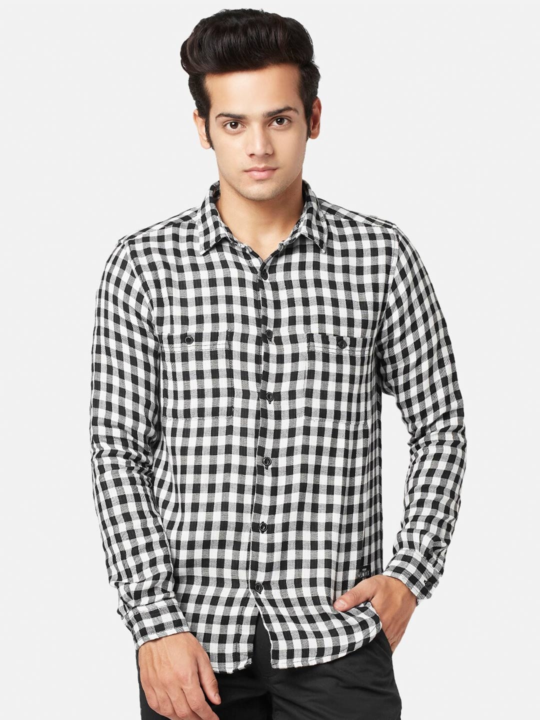 

People Men Slim Fit Gingham Checked Casual Pure Cotton Shirt, Black