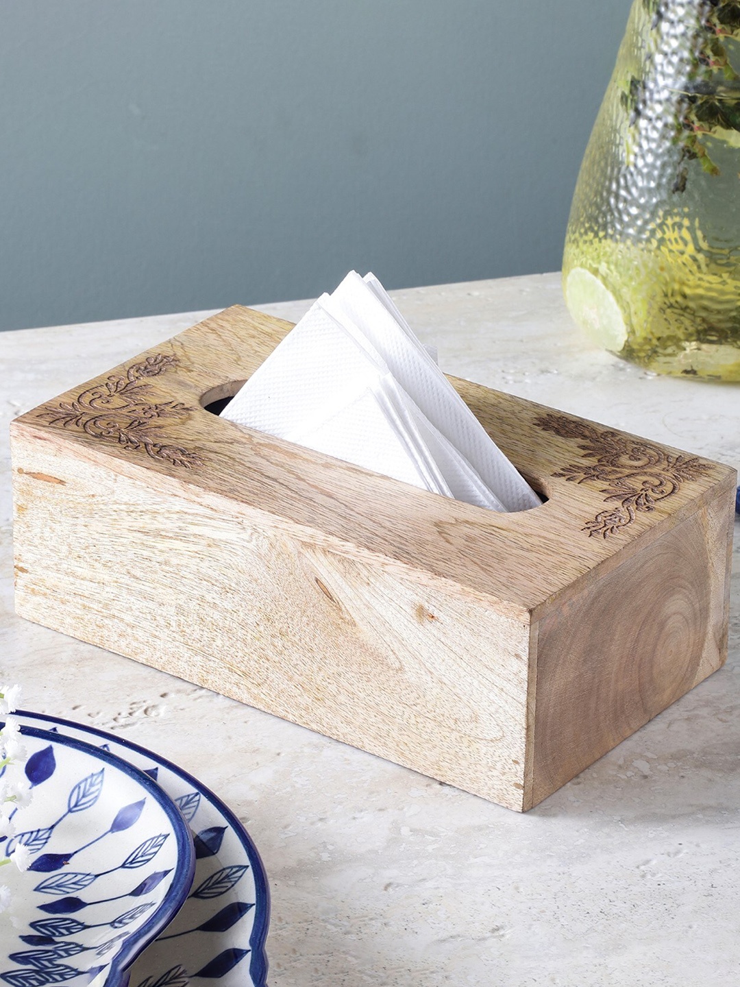 

The Decor Mart Beige Wooden Tissue Box Holder