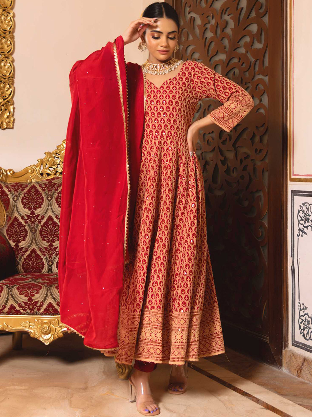 

Calmna Ethnic Motifs Embroidered Panelled Sequinned Kurta with Trousers & With Dupatta, Red